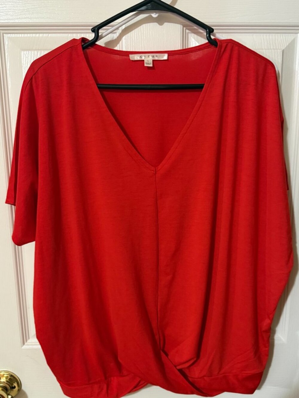 Cyrus Women’s Red Draped Surplice SKU281 V-Neck Short Sleeve Top Size L